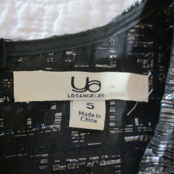 YA Los Angeles S Silver Peplum Tank - Picture 2 of 5